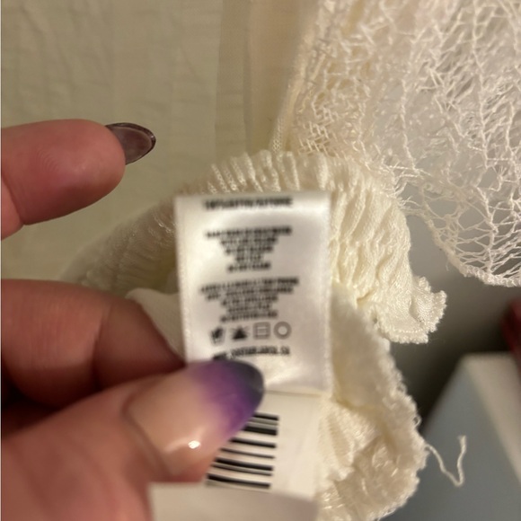 SALE!! COSTA BLANCA LOOSE FIT LACY TOP 5/25!🔥🔥 - Picture 6 of 9